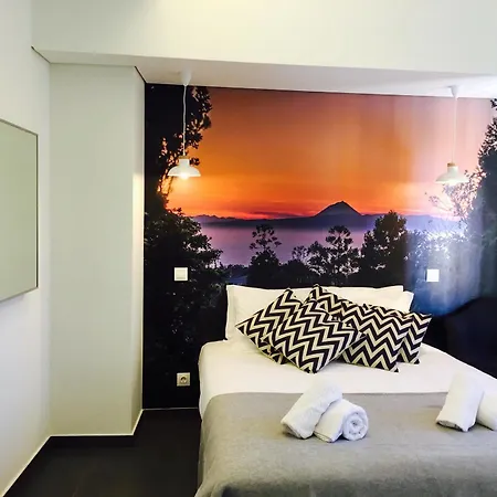 Globo Happy Hostel Angra do Heroísmo