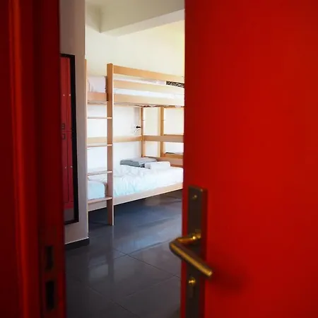 Globo Happy Hostel *