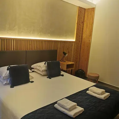 Globo Happy Ostello *