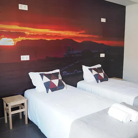 Globo Happy Albergue Angra do Heroísmo