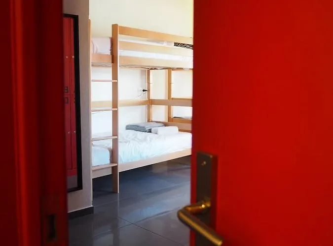 Globo Happy Hostel *